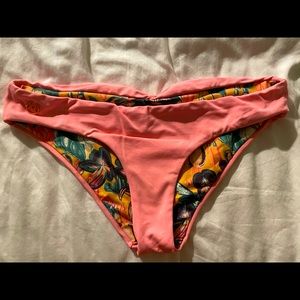 Maaji reversible bikini bottom SZ M